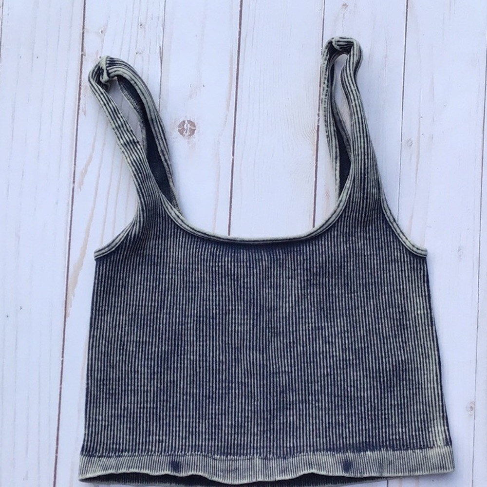 Free people happiness runs crop